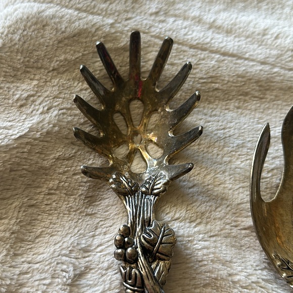 Set of 3 Vintage Silver Plate Vineyard Grape Leaves Salad Set / Spoon Fork Cake. - Picture 3 of 15